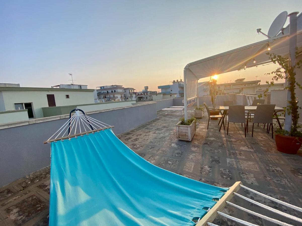 Appartement Terrazza Vista Mare E Box Auto à Gallipoli Extérieur photo
